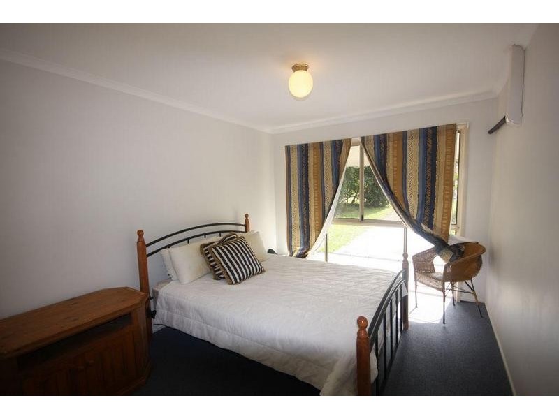 12 William Street, Landsborough QLD 4550