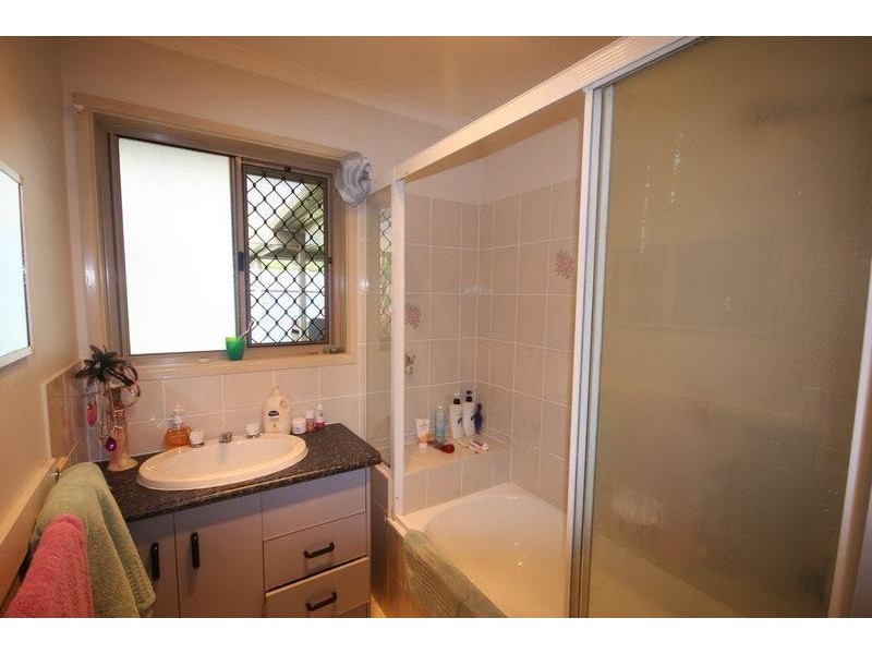 12 William Street, Landsborough QLD 4550