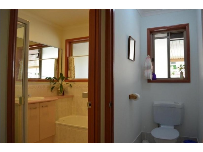 6 Sidney Drive, Beerwah QLD 4519