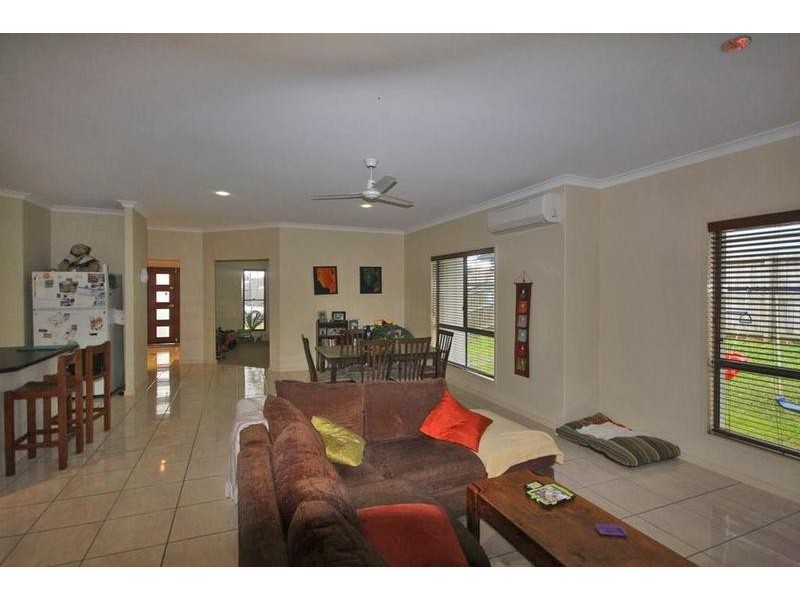 31 Greenview Avenue, Beerwah QLD 4519