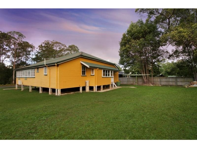 2 Church Street, Beerburrum QLD 4517