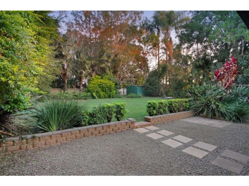 27 Alpha Drive, Glass House Mountains QLD 4518