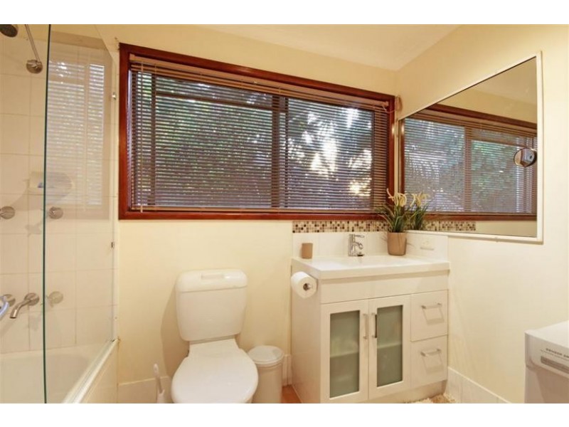 27 Alpha Drive, Glass House Mountains QLD 4518