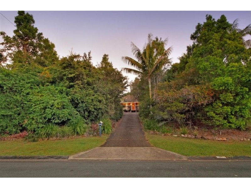 27 Alpha Drive, Glass House Mountains QLD 4518