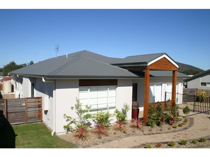 9 Usher Boulevard, Beerwah QLD 4519