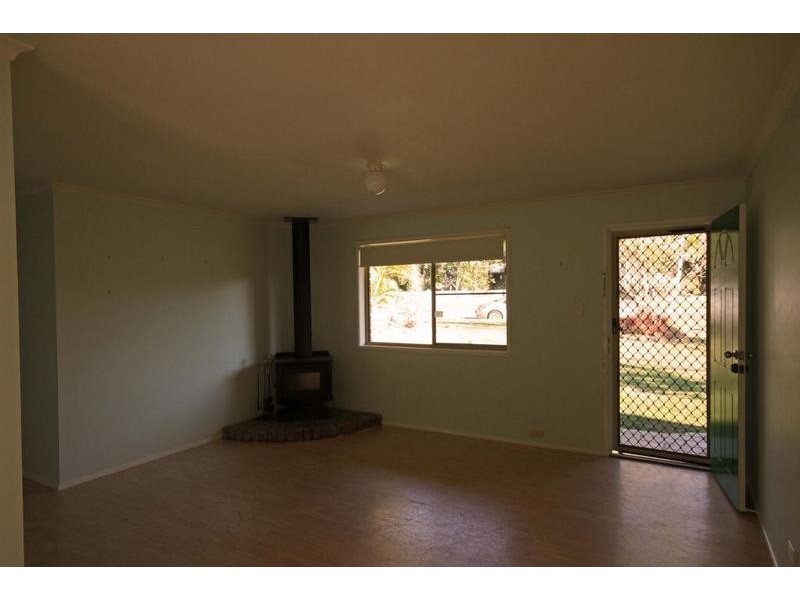 31 Montrose Street, Beerwah QLD 4519