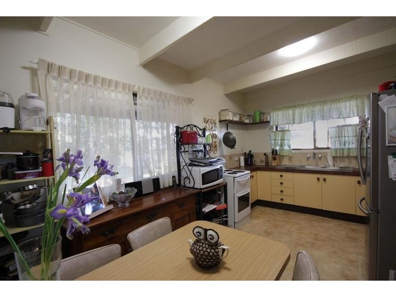75 Bowen Road, Glass House Mountains QLD 4518