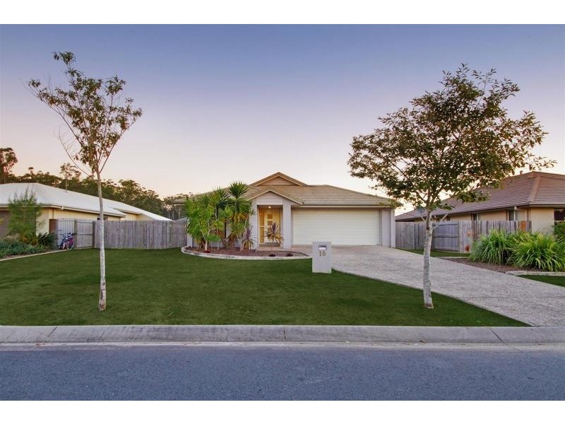 18 Monarch Place, Beerwah QLD 4519