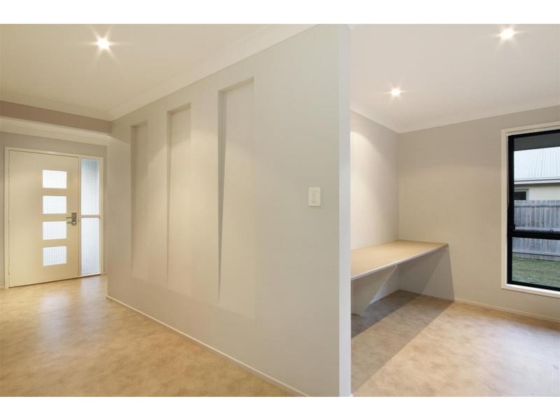 18 Monarch Place, Beerwah QLD 4519