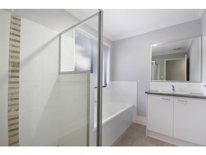 18 Monarch Place, Beerwah QLD 4519