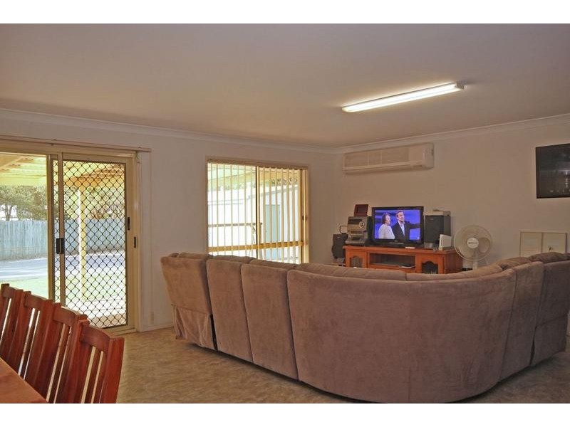 16 Tibrogargan Drive, Beerburrum QLD 4517