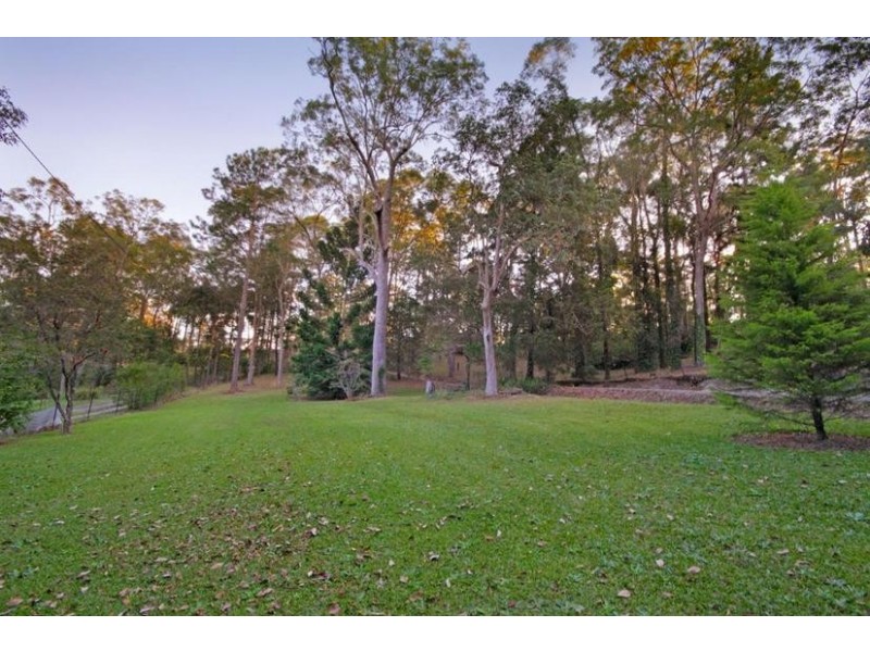 80 Landsborough-Maleny Road, Landsborough QLD 4550