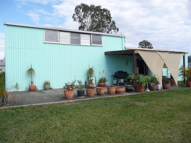 33 Caloundra Street, Landsborough QLD 4550