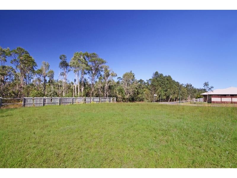 33 Greenview Avenue, Beerwah QLD 4519