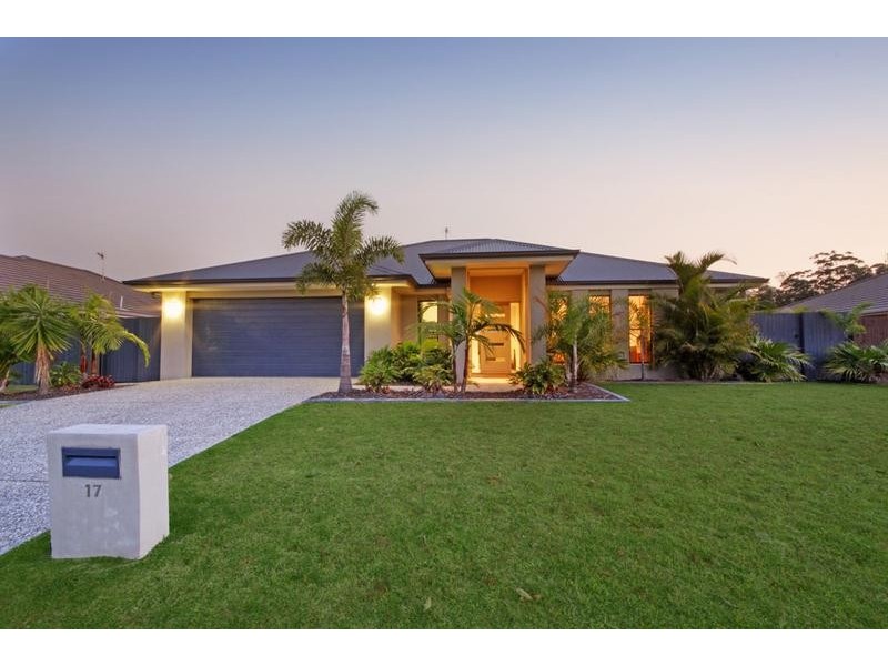 17 Maidenhair Drive, Beerwah QLD 4519