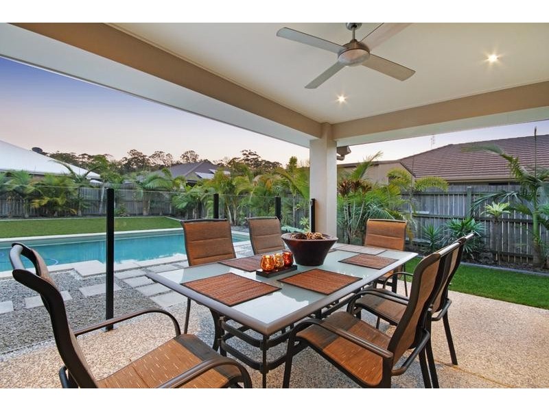 17 Maidenhair Drive, Beerwah QLD 4519