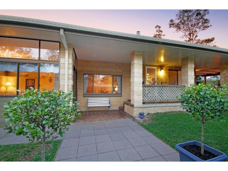 5 Treetop Court, Mooloolah Valley QLD 4553