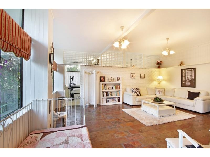 5 Treetop Court, Mooloolah Valley QLD 4553