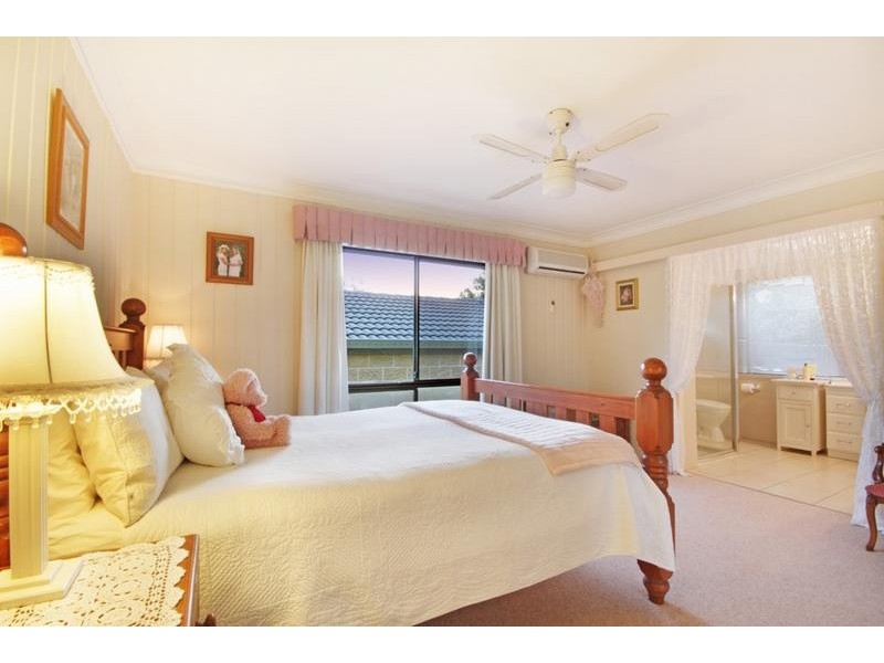 5 Treetop Court, Mooloolah Valley QLD 4553