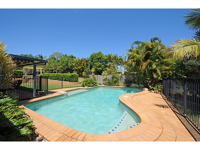 5 Pio Court, Beerwah QLD 4519