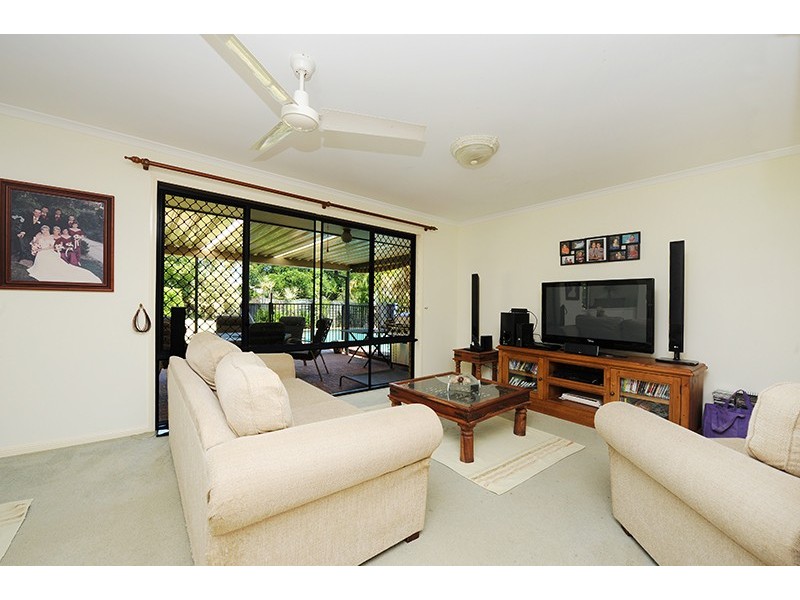 5 Pio Court, Beerwah QLD 4519