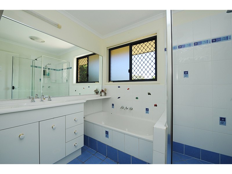 5 Pio Court, Beerwah QLD 4519