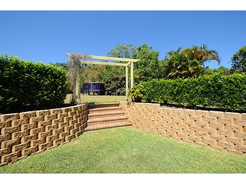 5 Pio Court, Beerwah QLD 4519