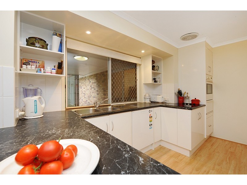 103 Coonowrin Road, Glass House Mountains QLD 4518