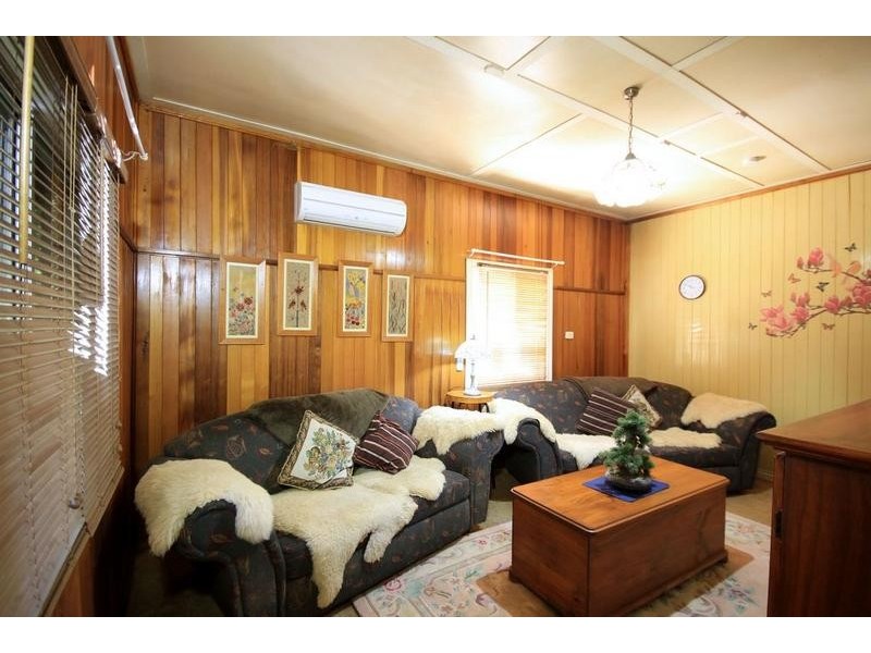 39 Coonowrin Road, Glass House Mountains QLD 4518