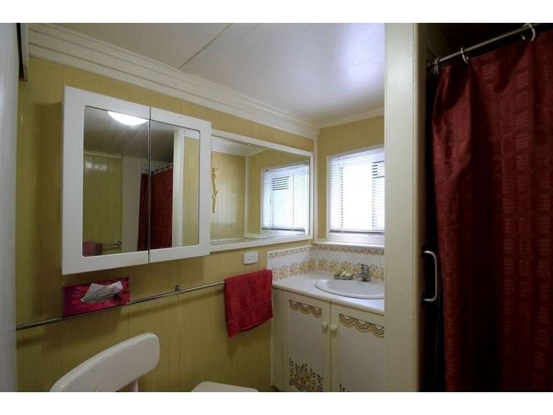 39 Coonowrin Road, Glass House Mountains QLD 4518