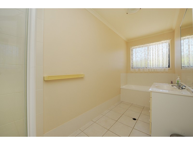 1/17 Pine Camp Road, Beerwah QLD 4519