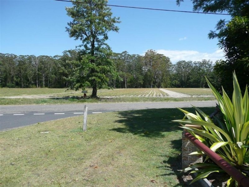 167 Lindeman Road, Beerwah QLD 4519
