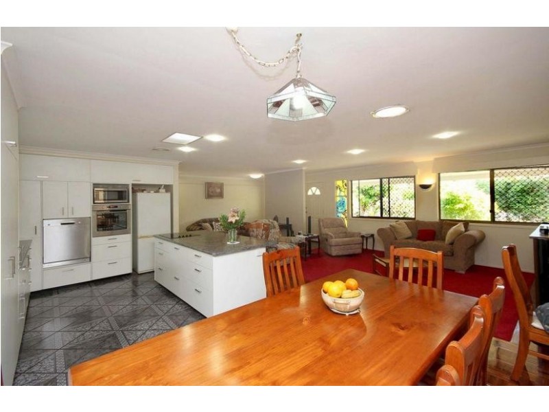 53 Bowen Road, Glass House Mountains QLD 4518