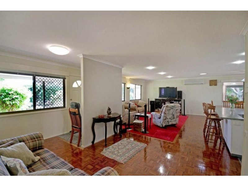 53 Bowen Road, Glass House Mountains QLD 4518