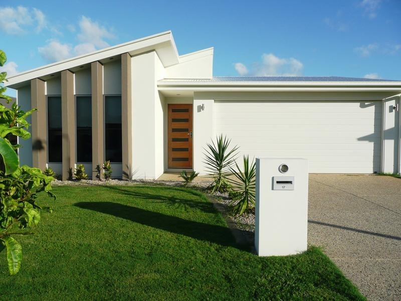 17 Red Ash Court, Beerwah QLD 4519