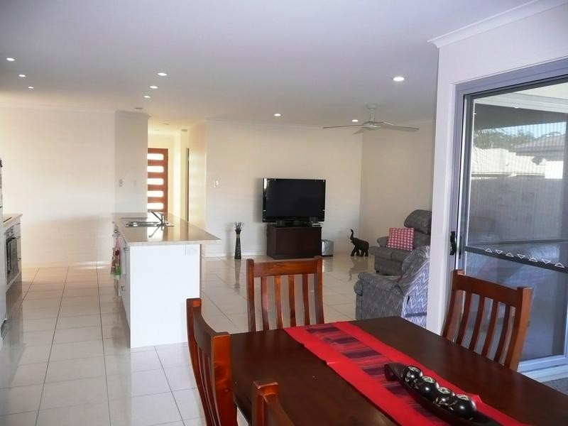 17 Red Ash Court, Beerwah QLD 4519
