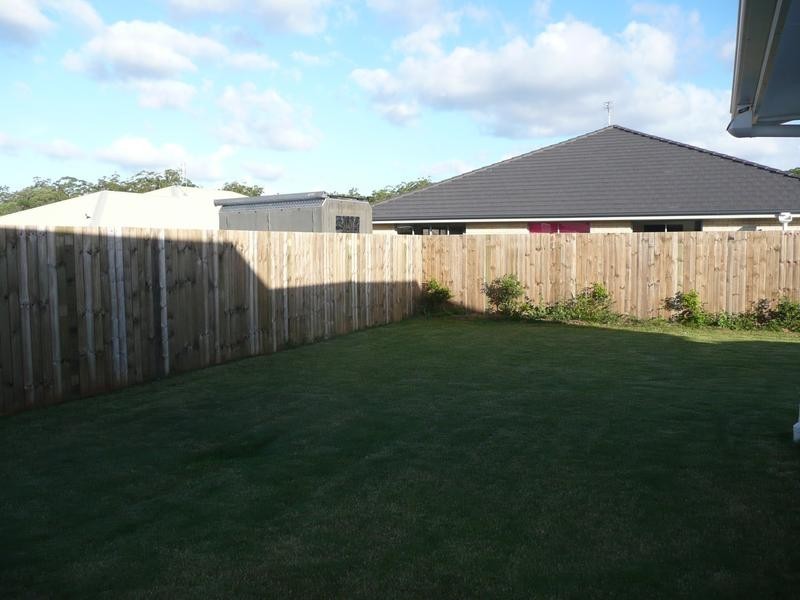 17 Red Ash Court, Beerwah QLD 4519