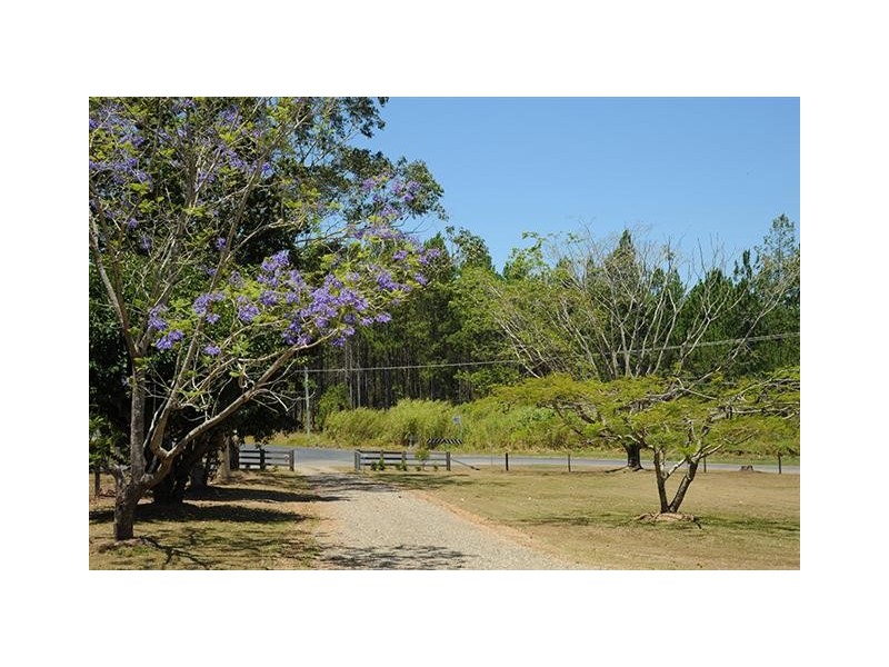 218 Johnston Road, Glass House Mountains QLD 4518