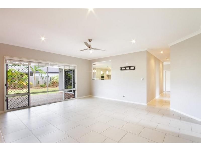 11 Red Ash Court, Beerwah QLD 4519