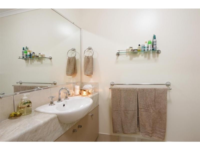 3 Greenview Avenue, Beerwah QLD 4519