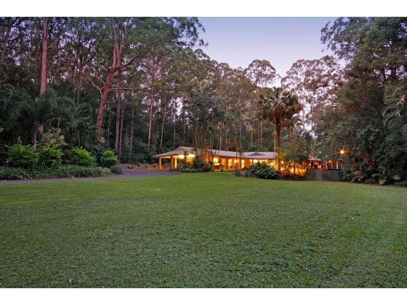 226 Peachester Road, Beerwah QLD 4519