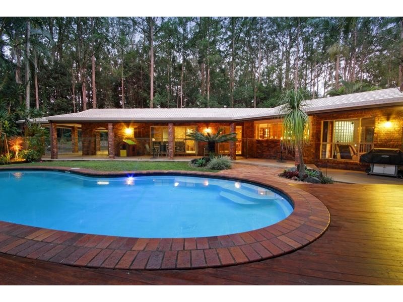 226 Peachester Road, Beerwah QLD 4519