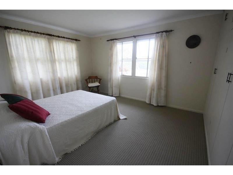 109 Pikes Road, Glass House Mountains QLD 4518