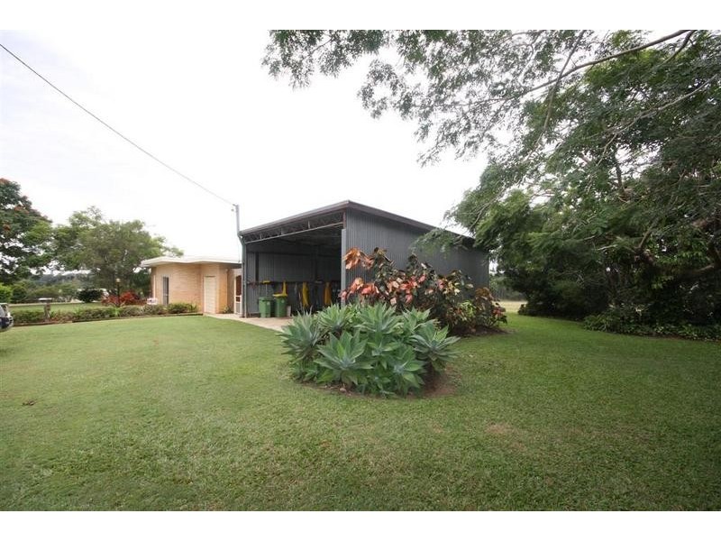 109 Pikes Road, Glass House Mountains QLD 4518