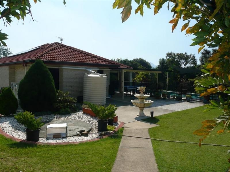 6 Toriana Place, Beerwah QLD 4519