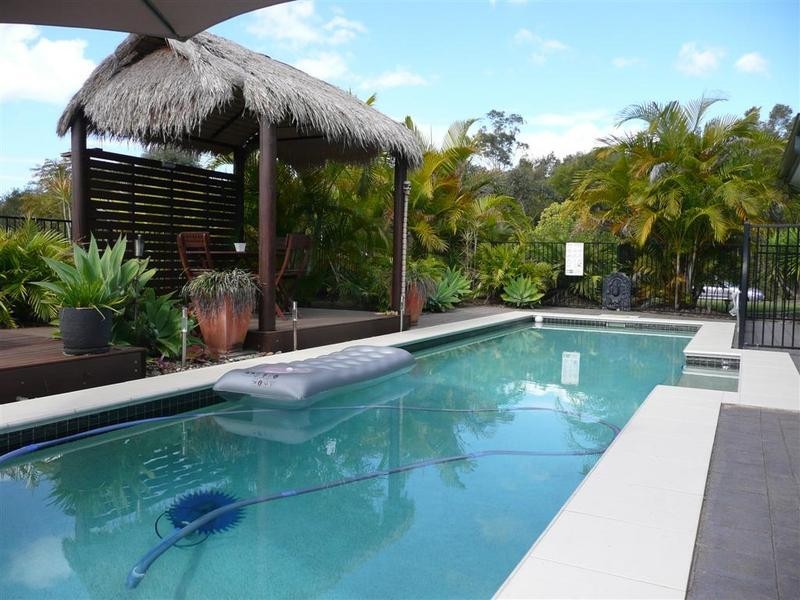 1 Whitby Street, Glass House Mountains QLD 4518