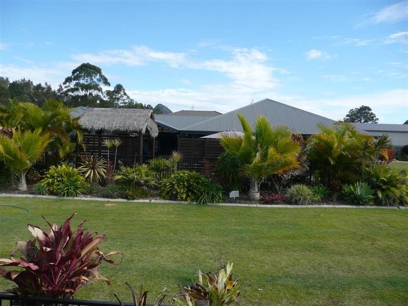 1 Whitby Street, Glass House Mountains QLD 4518