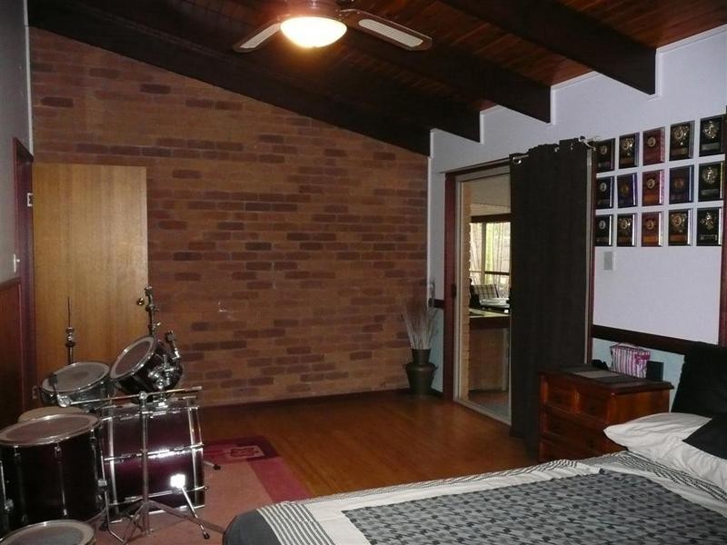 13 Graham Drive, Landsborough QLD 4550