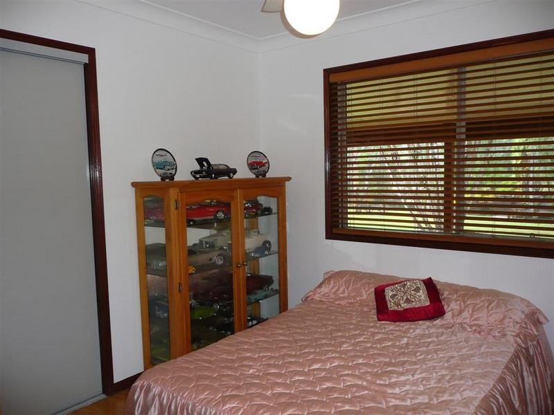 13 Graham Drive, Landsborough QLD 4550