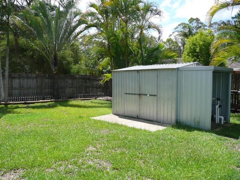 13 Graham Drive, Landsborough QLD 4550